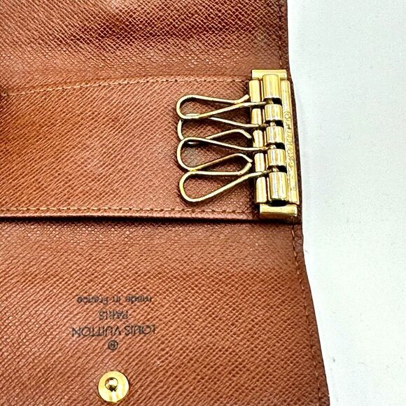 Louis Vuitton Key Holder - pre-owned - Picture 14 of 17
